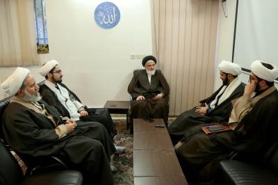 دیدار اعضای دفتر مطالعات اسلامی پژوهشگاه فضای مجازی با رئیس بنیاد فقهی مدیریت اسلامی